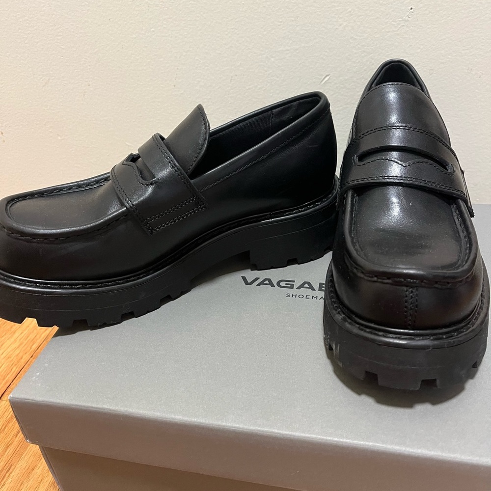 Vagabond shoemaker platform loafer